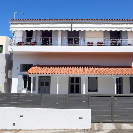 Axs First Floor Apartment Aegina Town Exteriér fotografie