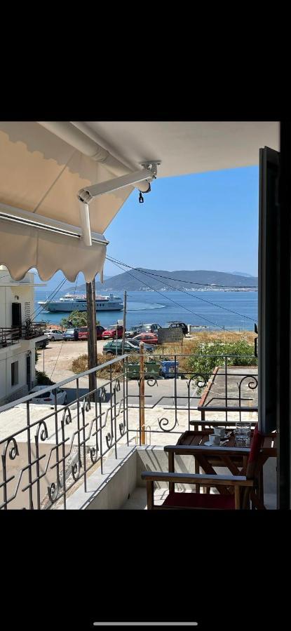 Axs First Floor Apartment Aegina Town Exteriér fotografie